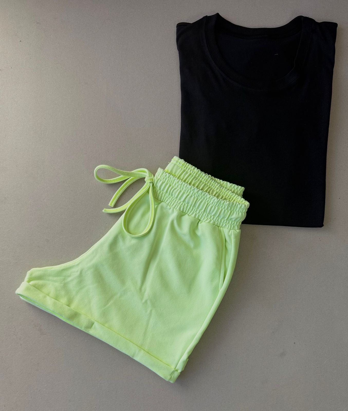SHORT CORTO BURDA